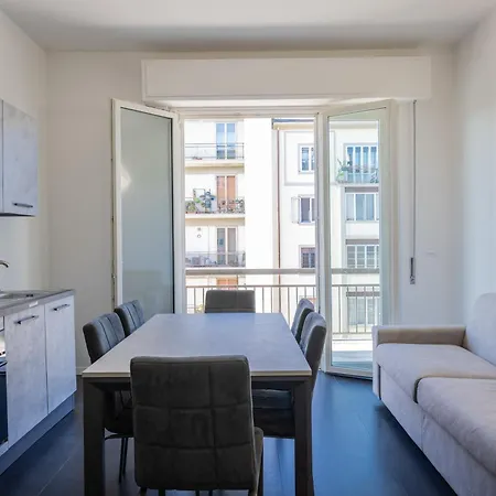 Lungarno Apartment-3